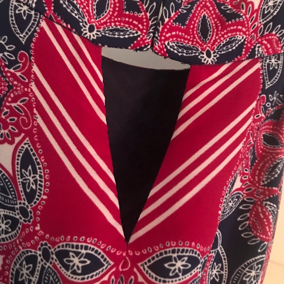 Dress - Picture 4 of 7